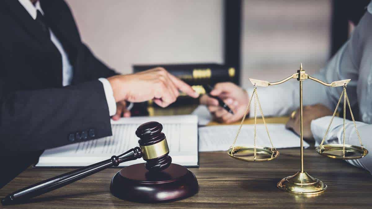 Diplomado Especializado en Derecho Administrativo Y Gestión Pública